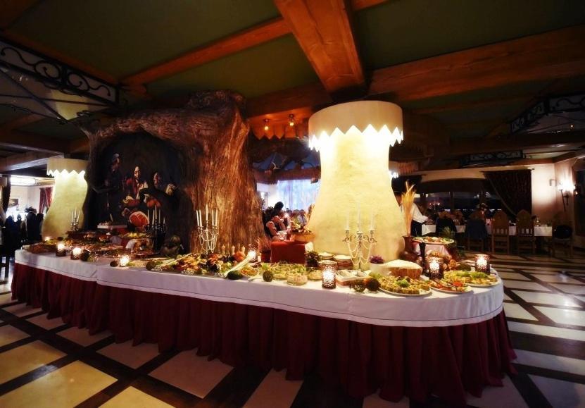 Hotel Kasztel Rzezawa Экстерьер фото