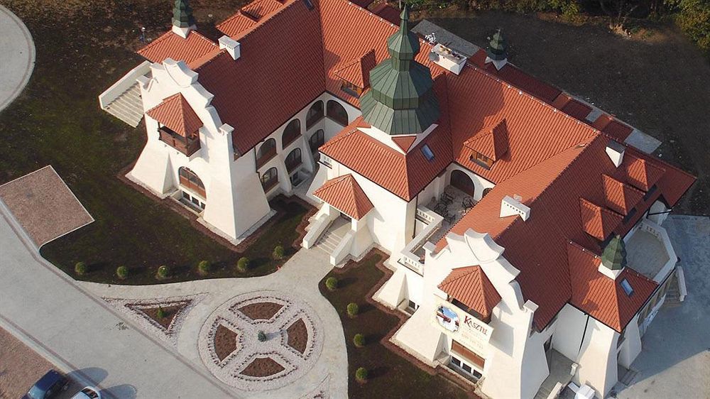 Hotel Kasztel Rzezawa Экстерьер фото